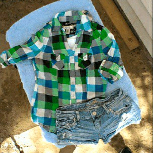 Flannel - Picture 2 of 2